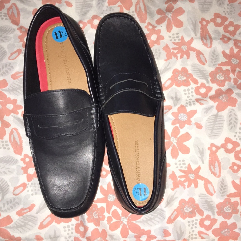 Brand new pair of Tommy Hilfiger